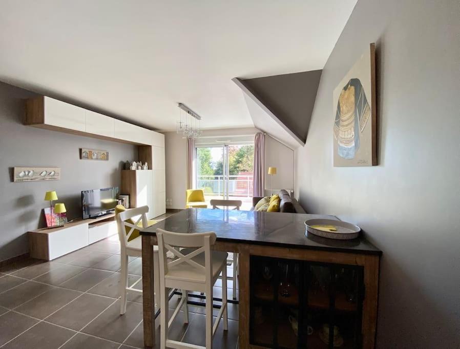 Superbe Appartement Terrasse, Proche De La Plage Bénodet Екстериор снимка